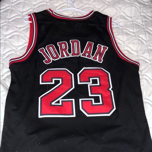 jordan jersey - Picture 2 of 2